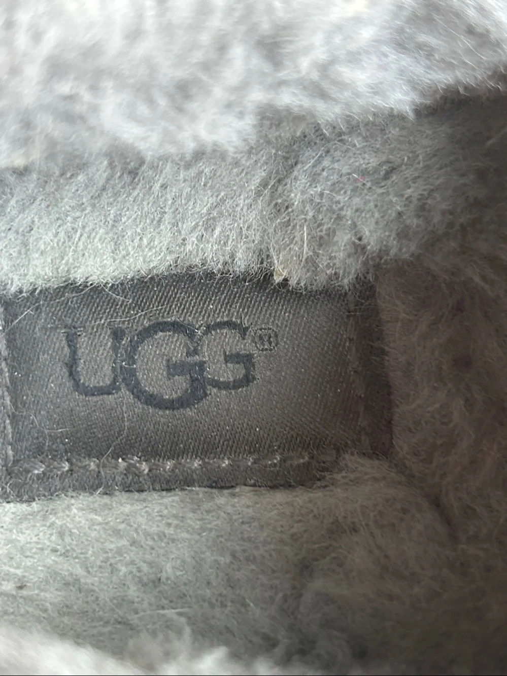 UGG Men's Ascot Loafer Slipper Slip On Wool Lined Indoor/Outdoor Suede Cozy
